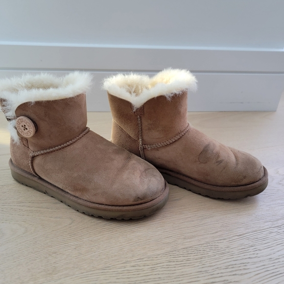 UGG MINI BAILEY BUTTON II (CHESTNUT) - Picture 3 of 7